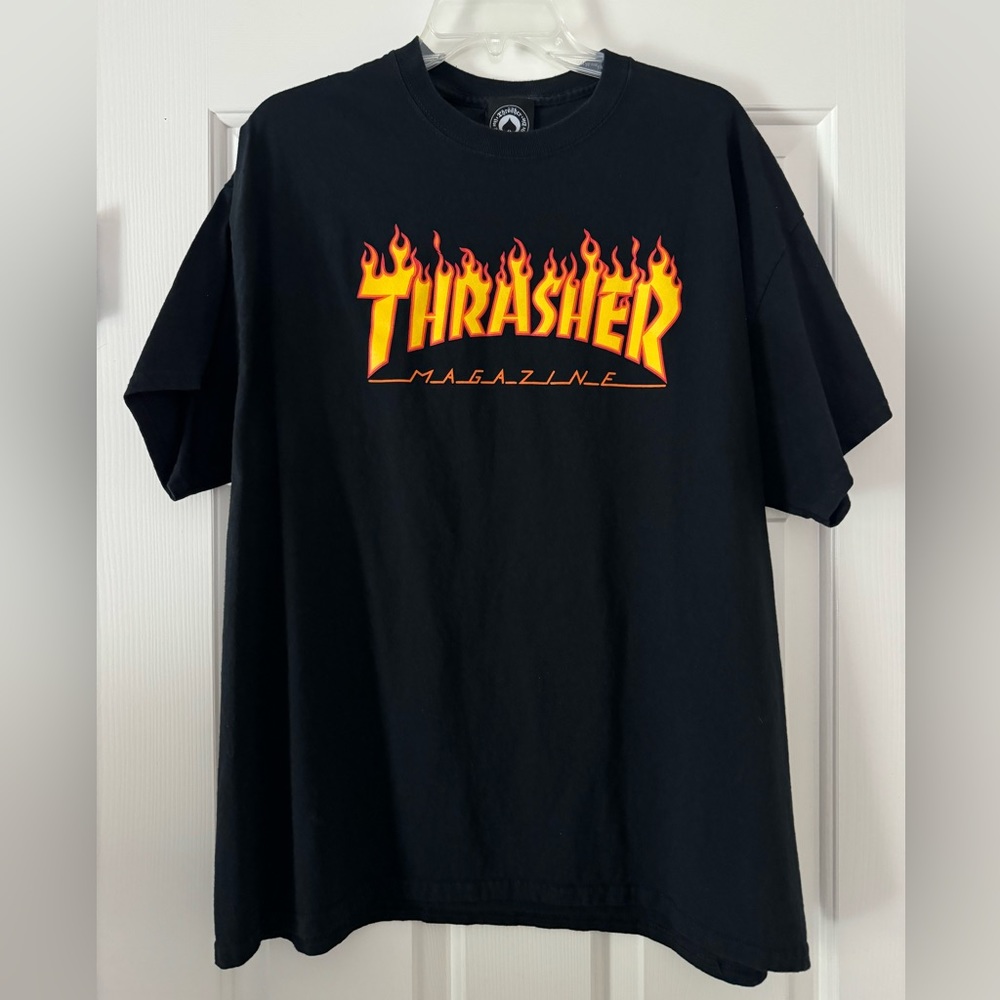 Thrasher - Tshirt - Flame Logo - Black - XL